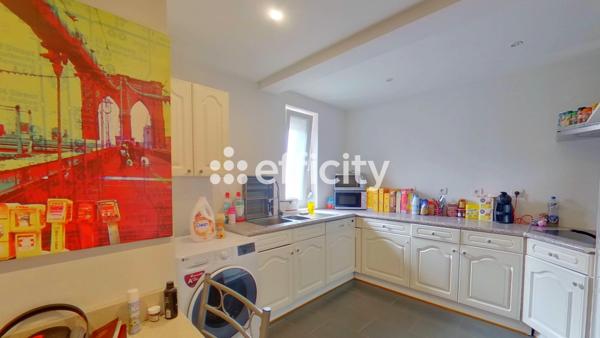 Maison
         10 pièces
        - 161 m² Exclusivité 372 750 € *