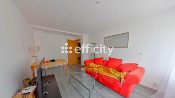 Maison
         10 pièces
        - 161 m² Exclusivité 372 750 € *