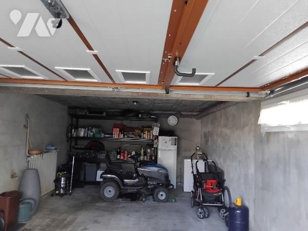 Pavillon élevé sur sous-sol