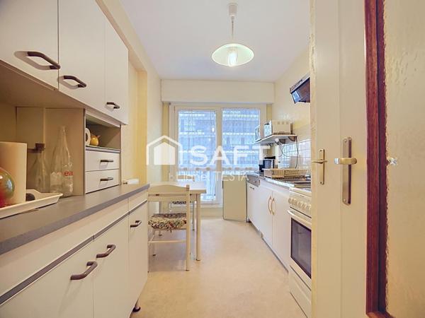 APPARTEMENT PLEIN CENTRE