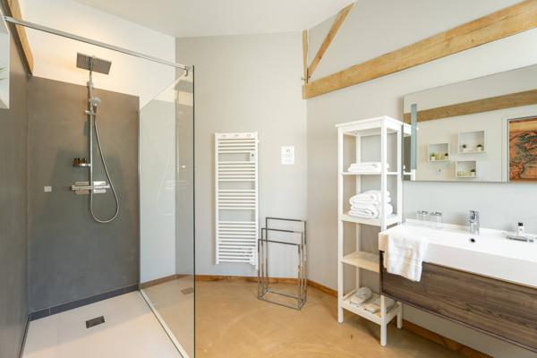 Propriété d'exception aux portes de Vannes : charme, espace et bien être