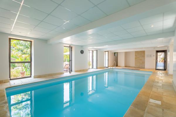 Propriété d'exception aux portes de Vannes : charme, espace et bien être