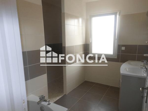 Location Maison 5 pièces 133.06 m² - RUE JULIETTE GRECO Sauvian 34410