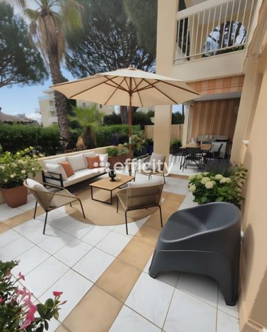 Appartement
         3 pièces
        - 41 m² 258 000 € *