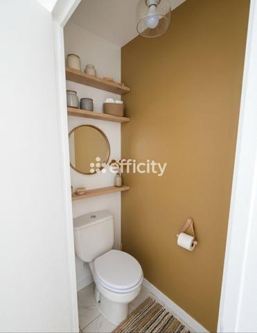 Appartement
         3 pièces
        - 41 m² 258 000 € *