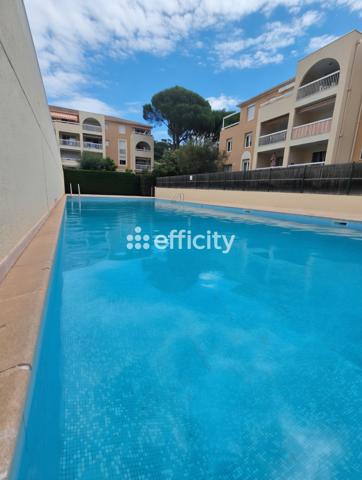 Appartement
         3 pièces
        - 41 m² 258 000 € *