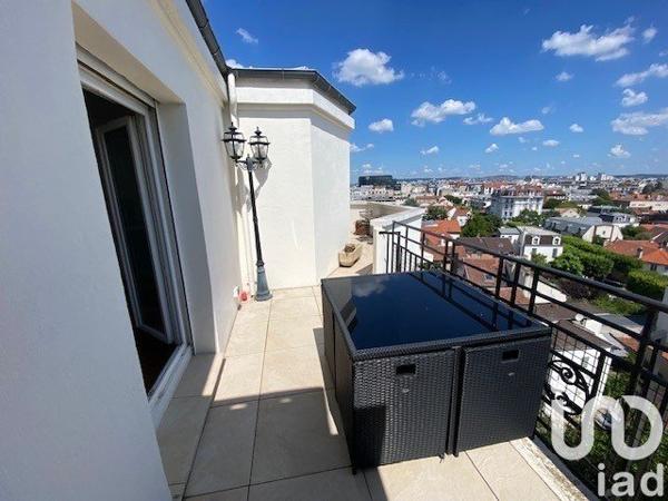 Appartement 2 pièces de 48 m² à La Garenne-Colombes (92250)