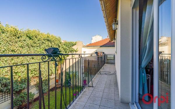 Maison à vendre    5 pièces • 263 m2 Bagnolet