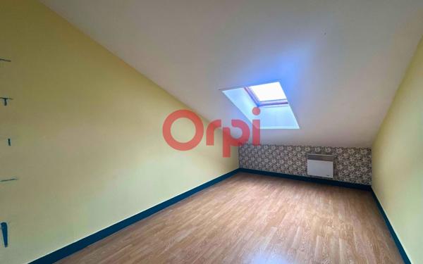 Maison à vendre    9 pièces • 210 m2 Saint-Léonard-de-Noblat