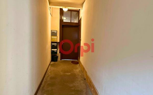 Maison à vendre    9 pièces • 210 m2 Saint-Léonard-de-Noblat