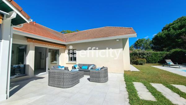 Maison
         6 pièces
        - 207 m² Bien prestige 890 000 € *