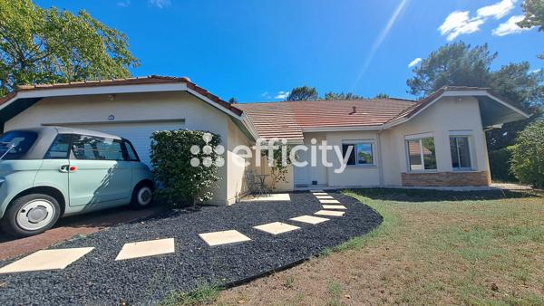 Maison
         6 pièces
        - 207 m² Bien prestige 890 000 € *