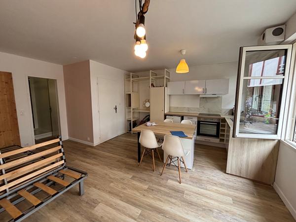 STUDIO 30 m² AURAY hyper centre , Auray