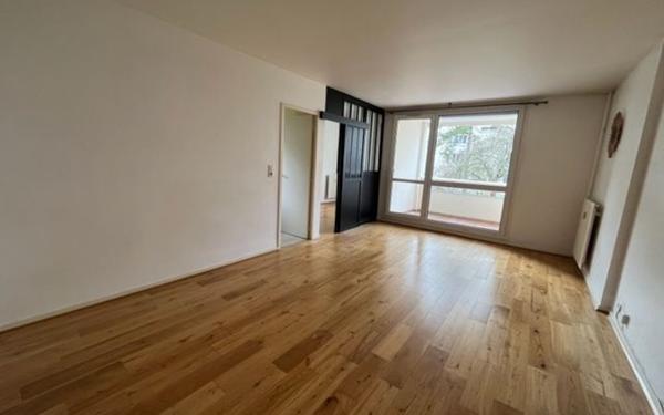 Appartement à louer    4 pièces • 83,52 m2 Compiègne