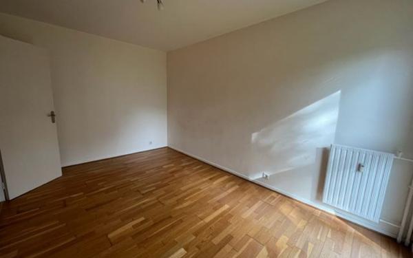 Appartement à louer    4 pièces • 83,52 m2 Compiègne