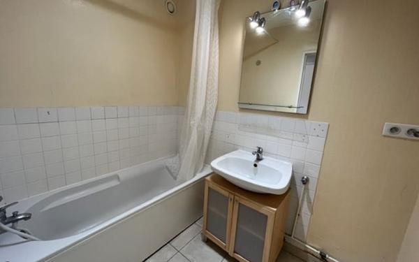 Appartement à louer    4 pièces • 83,52 m2 Compiègne