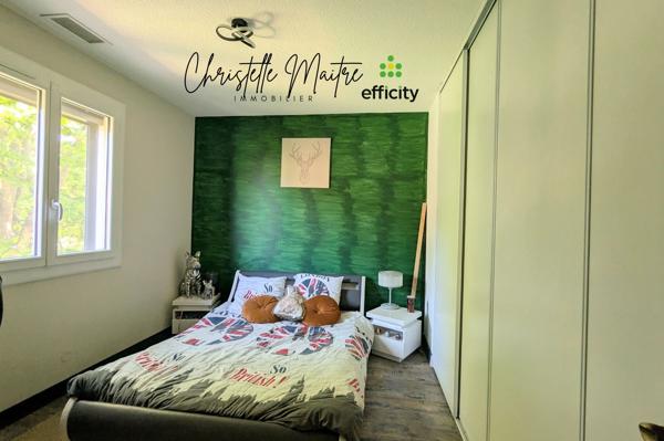 Maison
         4 pièces
        - 95 m² Exclusivité 354 000 € *