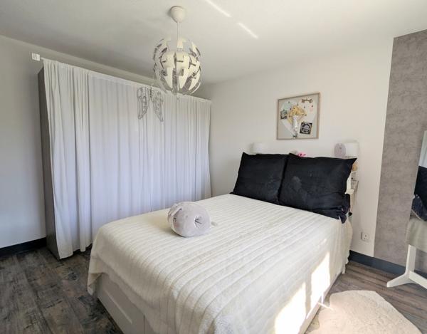Maison
         4 pièces
        - 95 m² Exclusivité 354 000 € *