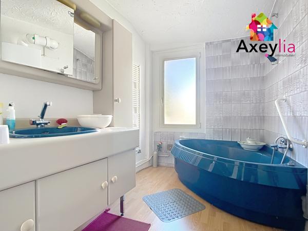 Roanne (42300) A VENDRE - ROANNE MULSANT - MAISON AVEC DEUX CHAMBRES, TERRAIN DÉPENDANCE ET APPARTEMENT T2 INDÉPENDANT