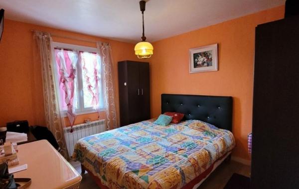 Vente Maison De village à rafraîchir Boussac   