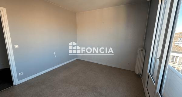 Location Appartement 4 pièces 81.61 m² - Roanne 42300