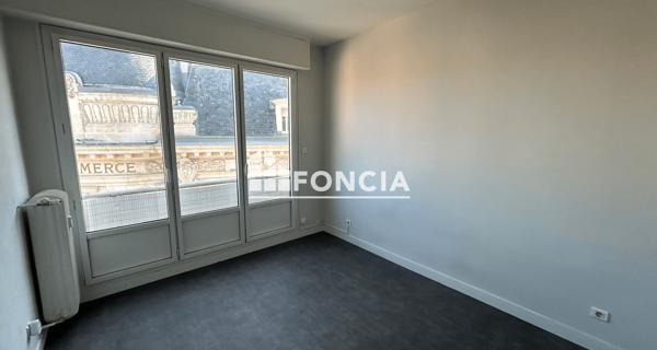 Location Appartement 4 pièces 81.61 m² - Roanne 42300