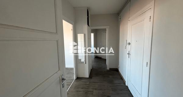 Location Appartement 4 pièces 81.61 m² - Roanne 42300