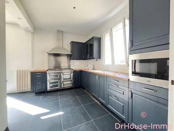 Maison à vendre 6 pièces de 204 m²