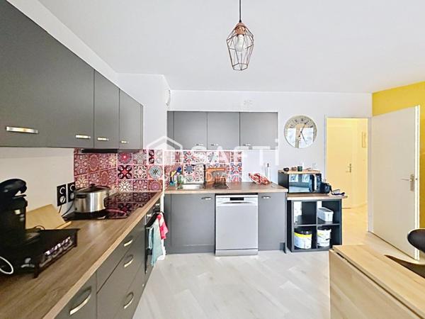 T4 71 m² lumineux avec balcon et parking