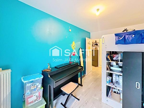 T4 71 m² lumineux avec balcon et parking