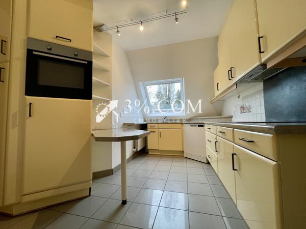 Appartement
                                                                                                                                                                                                                                                                                                                        4 pièce(s)                                                                                                                                                                                                          3 chambre(s)                                                                                                                                                                                                          90  m²