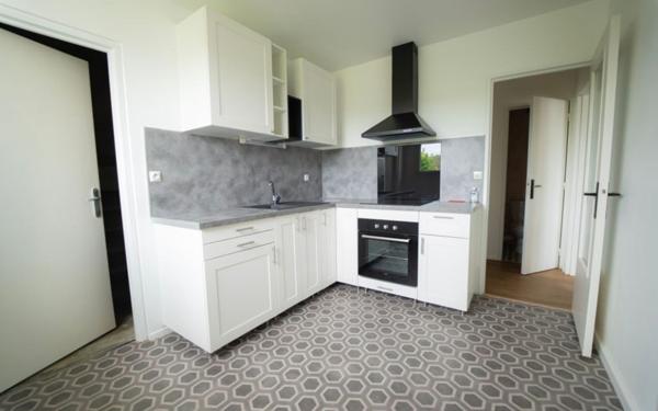 Appartement à louer    3 pièces • 65,87 m2 Nogent-l'Artaud