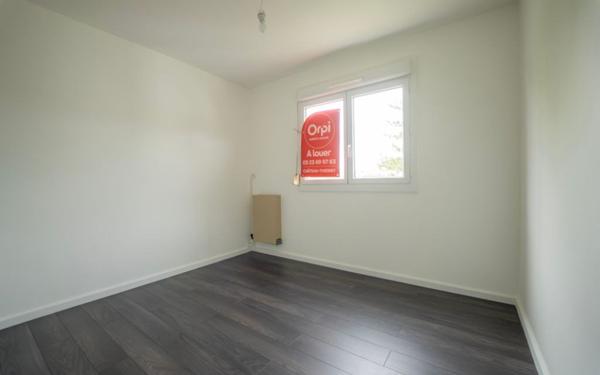 Appartement à louer    3 pièces • 65,87 m2 Nogent-l'Artaud