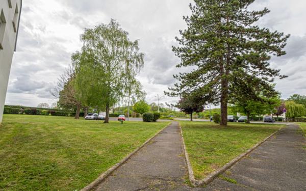 Appartement à louer    3 pièces • 65,87 m2 Nogent-l'Artaud