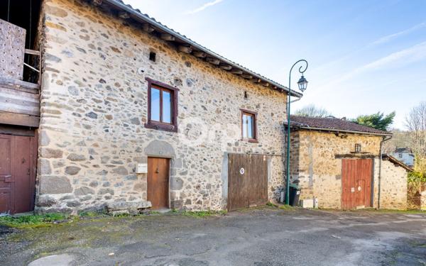 Maison à vendre    4 pièces • 126 m2 Saint-Laurent-sur-Gorre