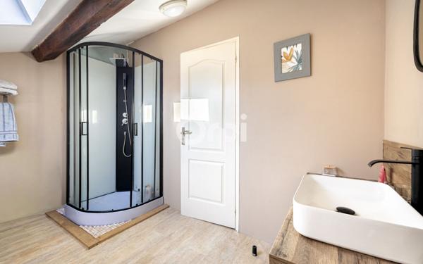 Maison à vendre    4 pièces • 126 m2 Saint-Laurent-sur-Gorre