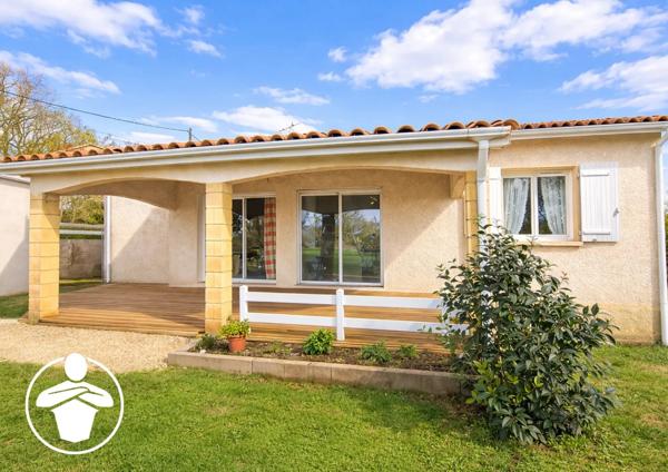 Vente Maison 5 pièces 130 m2 à Saint-Hilaire-de-Lusignan