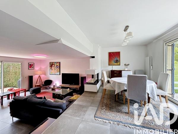 Maison à vendre 5 pièces 122,99 m² Saint-Fuscien