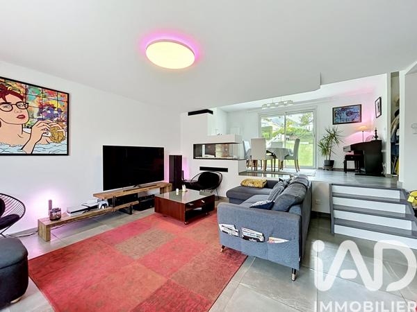 Maison à vendre 5 pièces 122,99 m² Saint-Fuscien