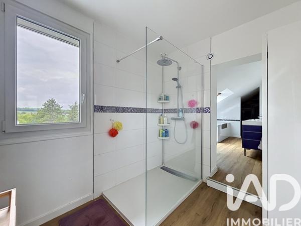 Maison à vendre 5 pièces 122,99 m² Saint-Fuscien