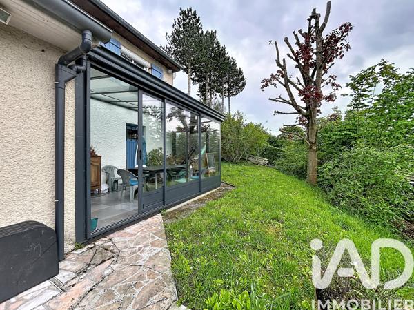 Maison à vendre 5 pièces 122,99 m² Saint-Fuscien