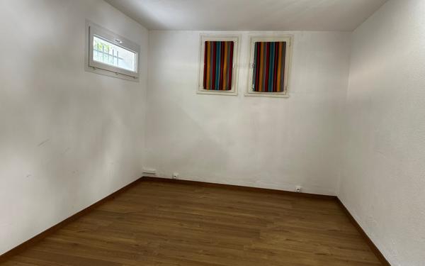 Maison à vendre    6 pièces •  Aramon