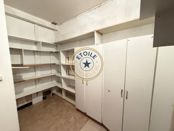 Maison de ville à La Flèche - 800m2 de terrain - 130m2 habitable - double garage