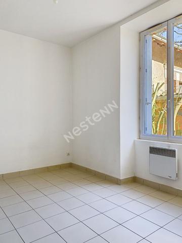 Appartement Avrillé - 2 chambres - terrasse - stationnement 2 places de parking