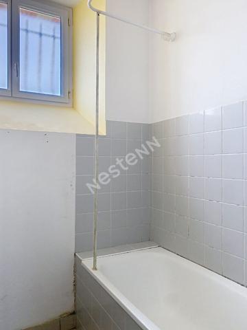 Appartement Avrillé - 2 chambres - terrasse - stationnement 2 places de parking