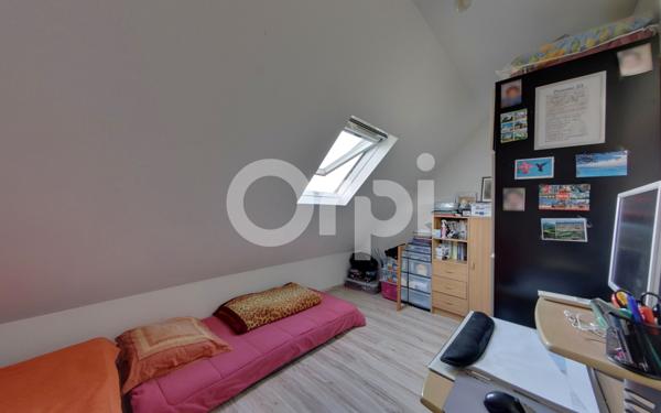 Maison à vendre    6 pièces •  Nanteuil-le-Haudouin