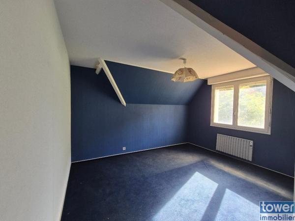 Maison
                                                                                                                                                                                                                                                                                                                        6 pièce(s)                                                                                                                                                                                                          3 chambre(s)                                                                                                                                                                                                          160  m²