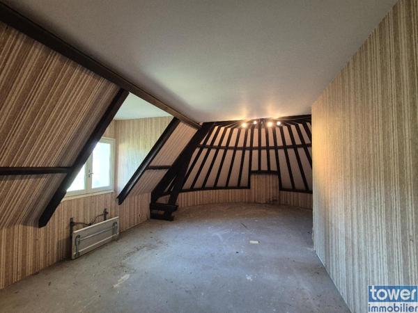 Maison
                                                                                                                                                                                                                                                                                                                        6 pièce(s)                                                                                                                                                                                                          3 chambre(s)                                                                                                                                                                                                          160  m²