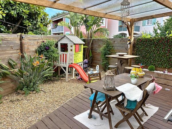 Maison plain pied, piscine, très bon état