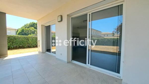 Appartement
         3 pièces
        - 70 m² 242 000 € *
